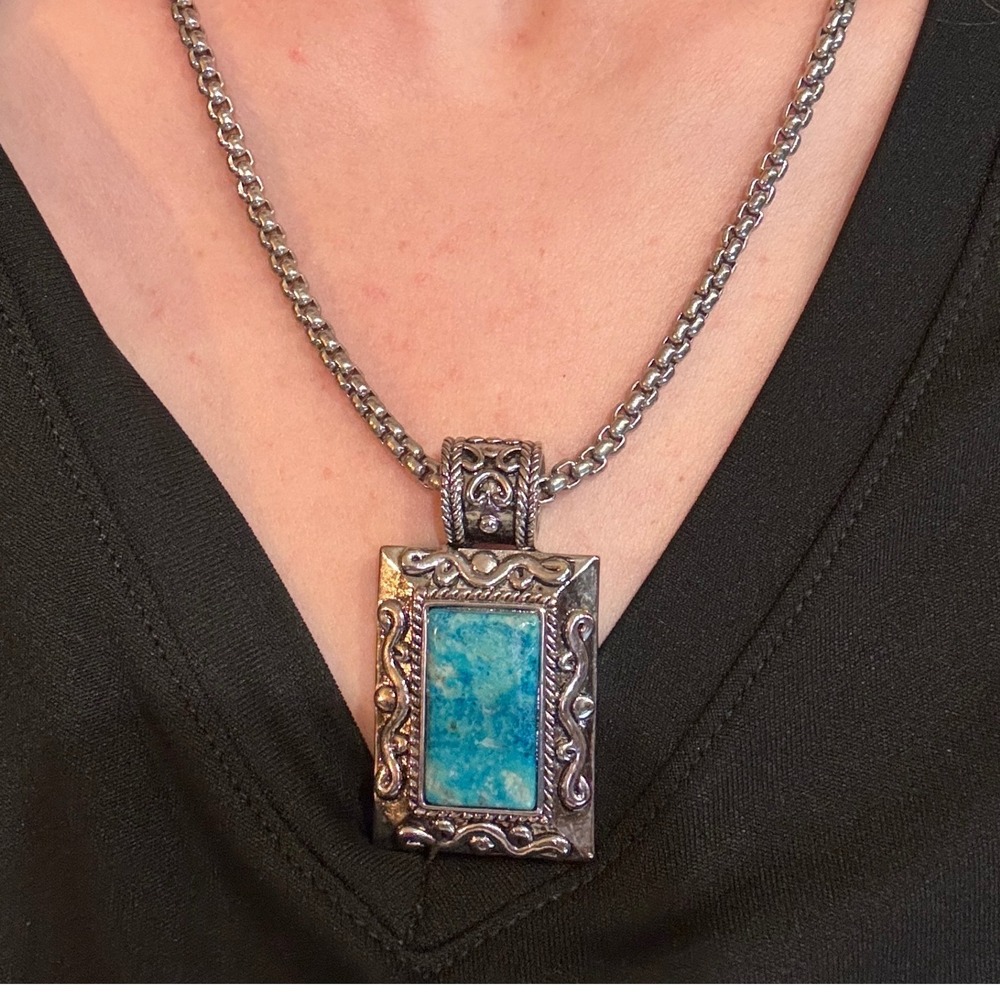 Turquoise Pendant Necklace Silver Tone Box Chain Magnetic Clasp Southwestern
